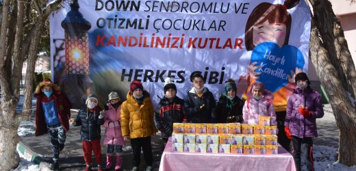 SORGUN BELEDİYESİNİN ÇOCUKLARINDAN KANDİL SİMİDİ İKRAMI