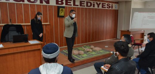 Sorgun Belediye personeline ilk yardım eğitimi veriliyor