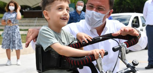 EFE ÖZEL YAPIM BİSİKLETİNE KAVUŞTU