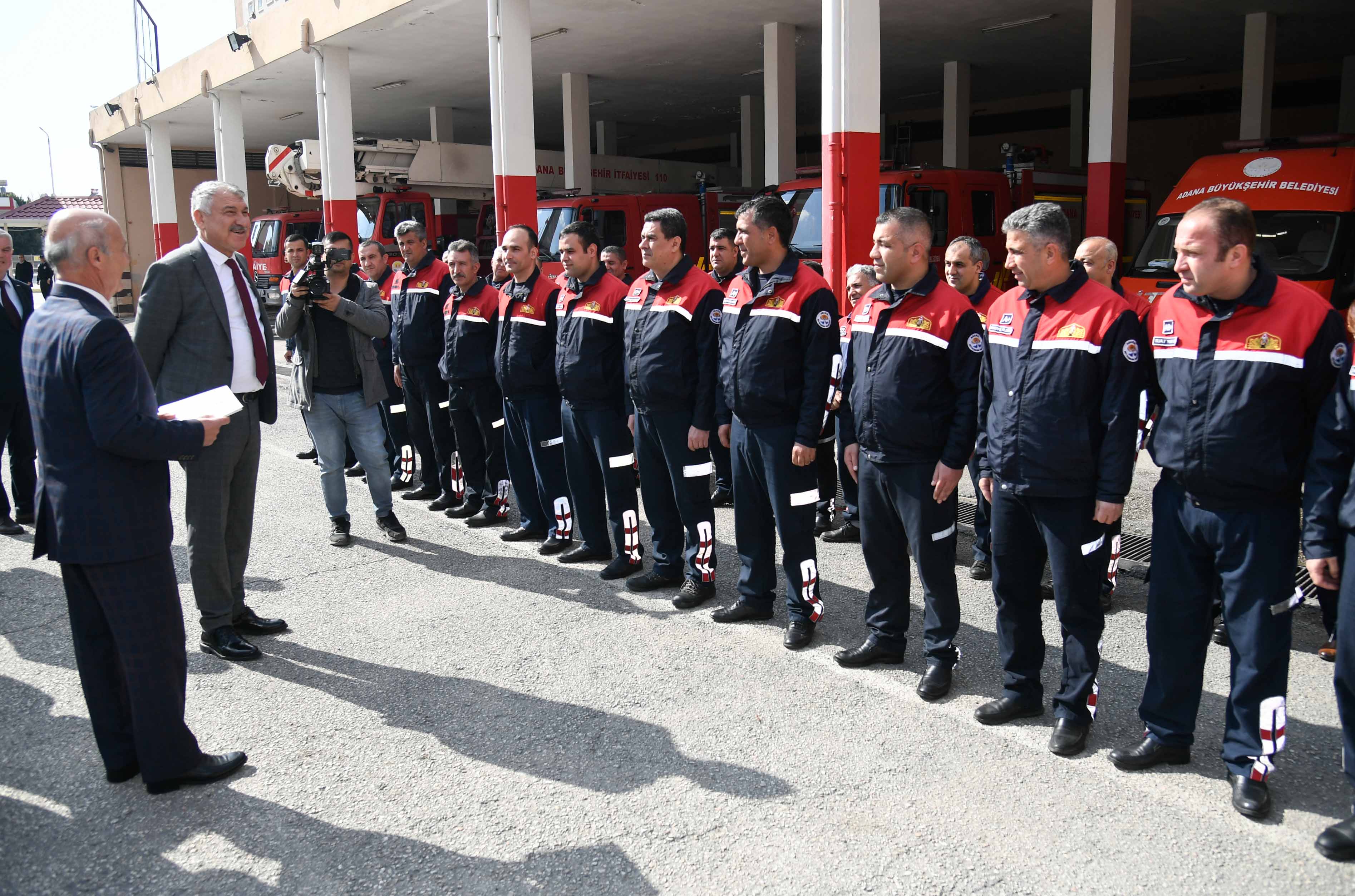 Başkan Zeydan Karalar’dan, İtfaiye Personeline Sertifika