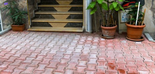 ESENYURT BELEDİYESİ, YOLLARI YENİLEMEYE DEVAM EDİYOR