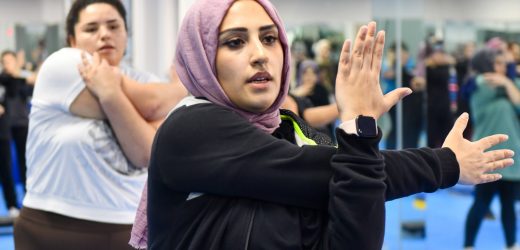 ESENYURT’TA STEP AEROBİKE YOĞUN İLGİ