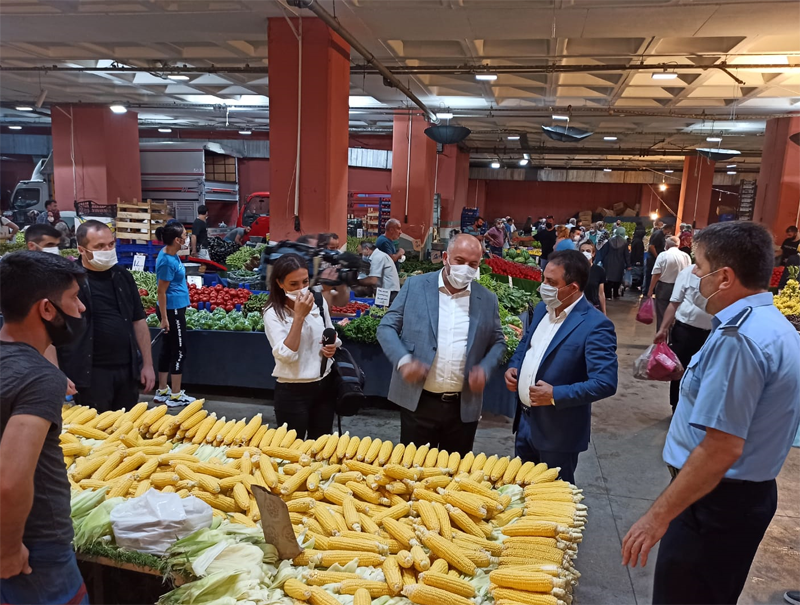 BAYRAMPAŞA’DA ‘SAĞLIK İÇİN, HEPİMİZ İÇİN’ DENETİMLERİ SÜRÜYOR