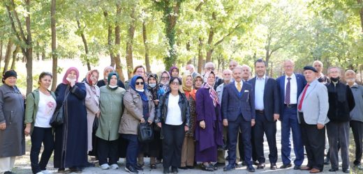 BAŞKAN AYDINER ‘BAYRAMPAŞALI ÇINARLARLA’ BİR ARAYA GELDİ