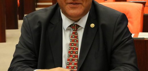 Cumhuriyet Halk Partisi (CHP) Milletvekili Ömer Fethi Gürer, atama bekleyen yaşlı bakım teknikerlerinin talebini Meclis gündemine taşıdı…