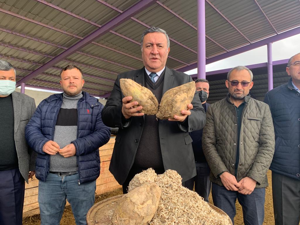 Gürer: “Pancar çiftçisi isyanda”