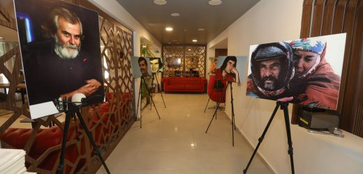 Tarık Akan’ı gençleri karanfillerle andı, Buca Tarık Akan’ı unutmadı