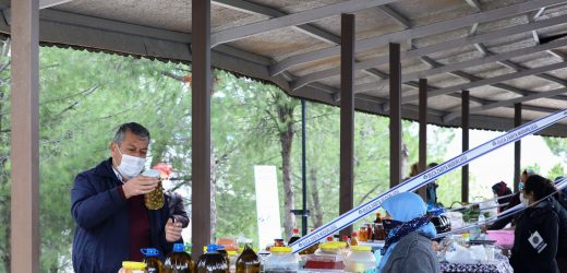 Buca’lı üreticinin aracısız pazarı: Üretici Köy Pazarı