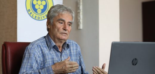 Göçmenoğlu “Kara Tren Efsanesi’ni”  okurlarıyla paylaştı