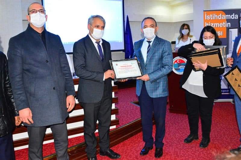 İŞCİ ÇİKARMAYAN İŞLETMELERE TEŞEKKÜR BELGESİ VERİLDİ