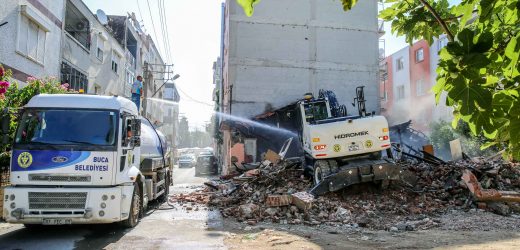 METRUK BİNA YIKILDI