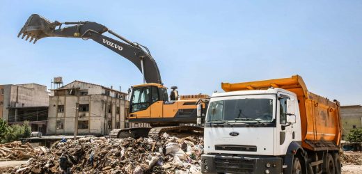 Buca Belediyesi’nden 5 bin 400 tonluk kaçak moloz operasyonu