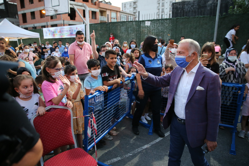 BAYRAMPAŞALI ÇOCUKLAR FESTİVALDE DOYASIYA EĞLENİYOR