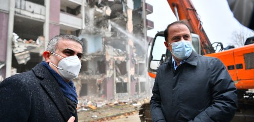 “BEYLİKDÜZÜ GELECEĞE GÜVENLE VE UMUTLA BAKACAK”