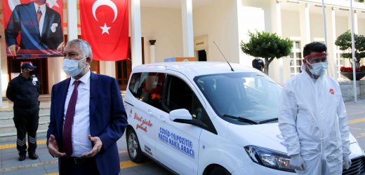 Adana Büyükşehir, Covid-19’la mücadelede yeni yöntemler geliştiriyor