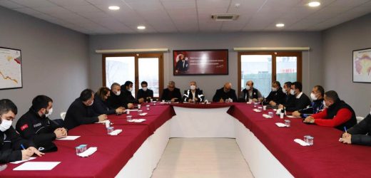 Kartal Belediyesi Beklenen Kar Yağışı İçin Teyakkuzda