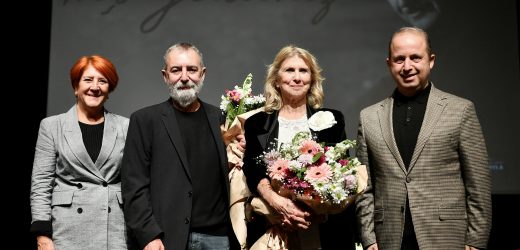 NAZIM HİKMET DOĞUM GÜNÜ’NDE BEYLİKDÜZÜ’NDE ANILDI