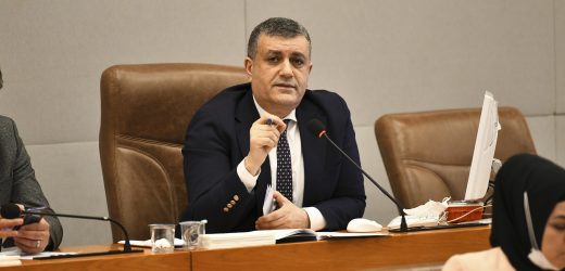 ESENYURT BELEDİYE MECLİSİ KOMİSYON ÜYELERİ SEÇİLDİ