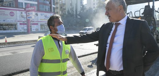 Büyükşehir, trafiğin sıkıştığı 26 noktada çalışma yapıyor