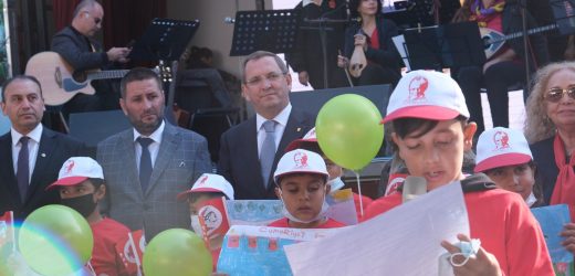 MAHALLEEVLERİNDEN “ZEYTİN VE BARIŞ” TEMALI RESİM SERGİSİ