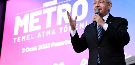 MERSİN METROYA KAVUŞUYOR