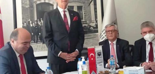 ADD Genel Başkanı Dr. M. Hüsnü Bozkurt Anıtkabir’de