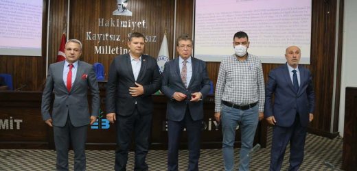 MECLİS ÜYESİ VE BELEDİYE PERSONELİNDEN ÖRNEK DAVRANIŞ ÖDÜLLER DEFNE BEBEĞE
