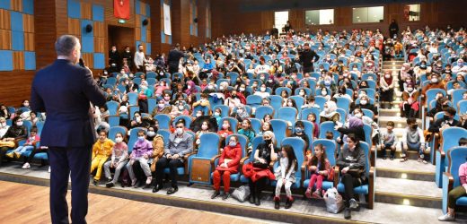 ESENYURT BELEDİYESİ’NDEN ÇOCUKLARA ARA TATİL ŞENLİĞİ