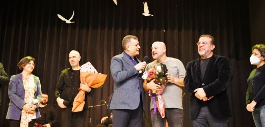 USTA SANATÇI AHMET KAYA, SEVİLEN PARÇALARIYLA ANILDI