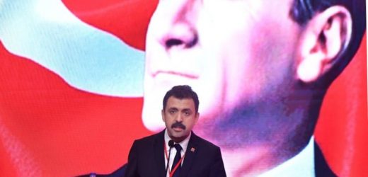 CHP ŞİŞLİ’DE GENÇ BAŞKAN ÖZCANLI DÖNEMİ
