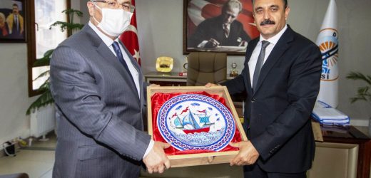 Dikili’de Muhtarlarla Birlik ve Beraberlik Buluşması