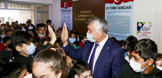 Zeydan Karalar öğretmenleri ziyaret etti