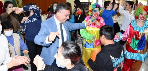 Yatağan Belediyesi, “Özel İnsanlarla” kahvaltıda buluştu