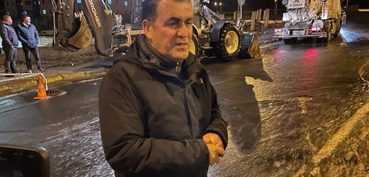 BAŞKAN DEMİR VE EKİBİ SU BASKINLARINA KARŞI SAHAYA İNDİ