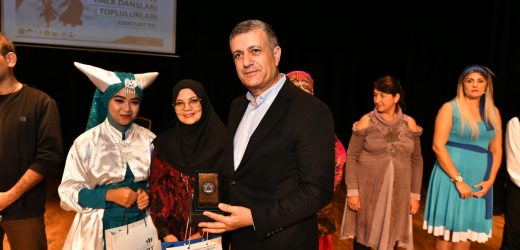 ULUSLARARASI MÜZİK VE HALK DANSLARI, BÜYÜK İLGİYLE İZLENDİ