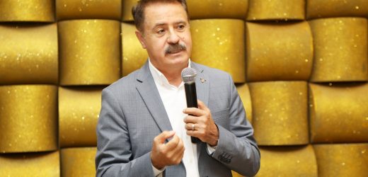 AtaÇocuklu miniklerden unutulmaz yılsonu gösterisi