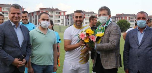 DEFNE BEBEK İÇİN SAHAYA ÇIKTILAR