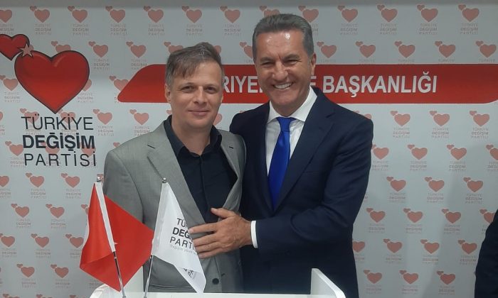 Türkiye Değişim Partisi Ataşehir İlçe Başkanlığına Aktürk atandı