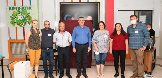 Başkan Bozkurt’tan Bulgaristan seçimlerinde oy kullanılan okullara ziyaret