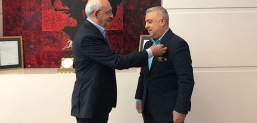 AKP’li Eski Vekil CHP’ye Geçti