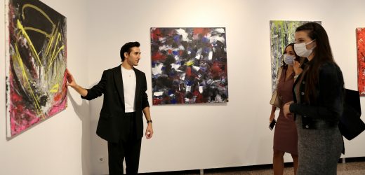 ARDA YİĞİT ŞEN’İN FIRÇASINDAN TUVALE YANSIYANLAR SKSM’DE