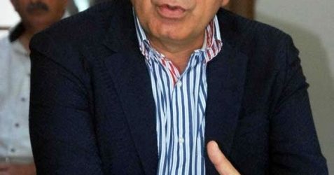 CHP’li Tekin: Gençlerin AKP iktidarının neden olduğu ekonomik buhran ile de karşı karşıya. dedi.