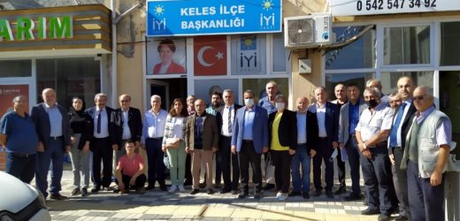 Cumhuriyet Halk Partisi Bursa İl Başkanı İsmet Karaca, beraberindeki heyetle birlikte Keles ilçesine adeta çıkarma yaptı