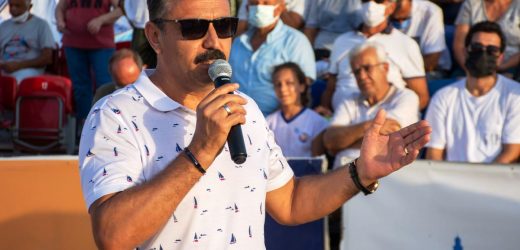 Dikili’de Plaj Voleybolu Şampiyonası Son Buldu