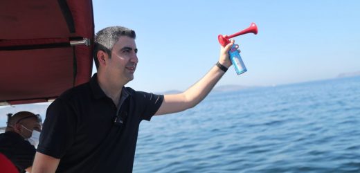 Kartal’ın Mahalleleri Denizde Yarıştı