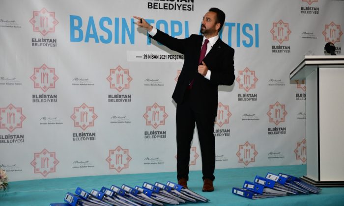 Başkan Gürbüz: hakkındaki çıkan yolsuzluk iddialarına tek tek belgeleri ile cevap verdi