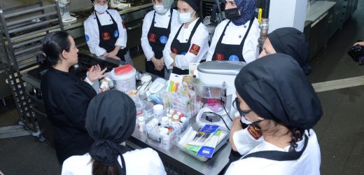 ŞİŞLİ’DE, LEZZETİN USTALARI YETİŞİYOR