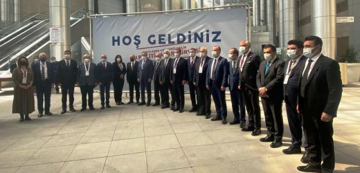 Başkan Zeydan Karalar, Su Politikaları Zirvesine katıldı