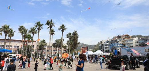 23 NİSAN COŞKUSU UÇURTMA ŞENLİĞİYLE BAŞLADI