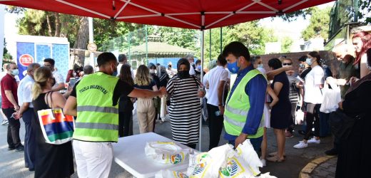 TUZLA BELEDİYESİ’NDEN YKS’YE GİREN ÖĞRENCİLERE HEDİYE